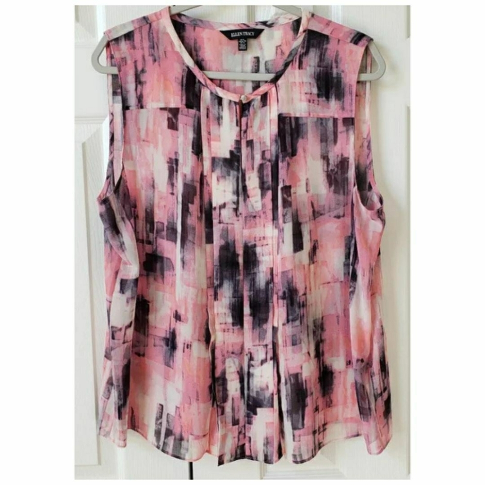 **Ellen Tracy Sleeveless Blouse - Size XL**